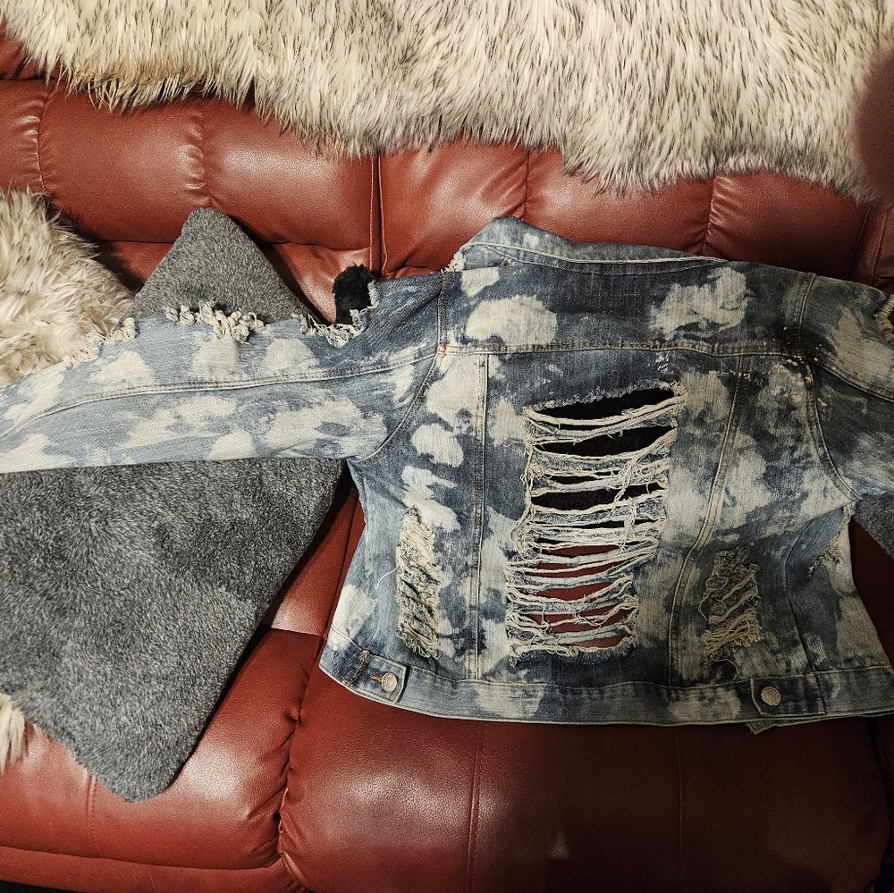 Jean Jacket - Picture 4 of 7